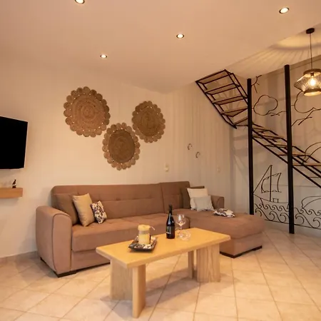 The Island House - Family Size - Overlooking The Aegean - 3 Steps From The Сasa de vacaciones *
