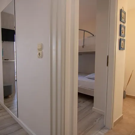 The Island House - Family Size - Overlooking The Aegean - 3 Steps From The Casa de Férias Mókhlos